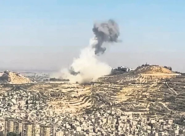 Katil Netanyahu'dan alçak plan! Dürzileri bahane etti Suriye'ye saldırdı